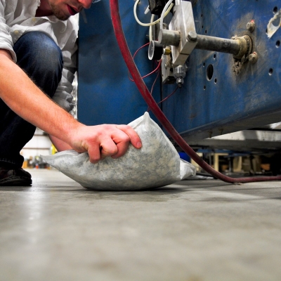 Gối thấm dầu và nhiên liệu tràn vãi 2.9 L/cái Spilfyter OSW-61